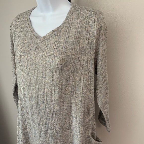 Db Sunday Top - Picture 4 of 16